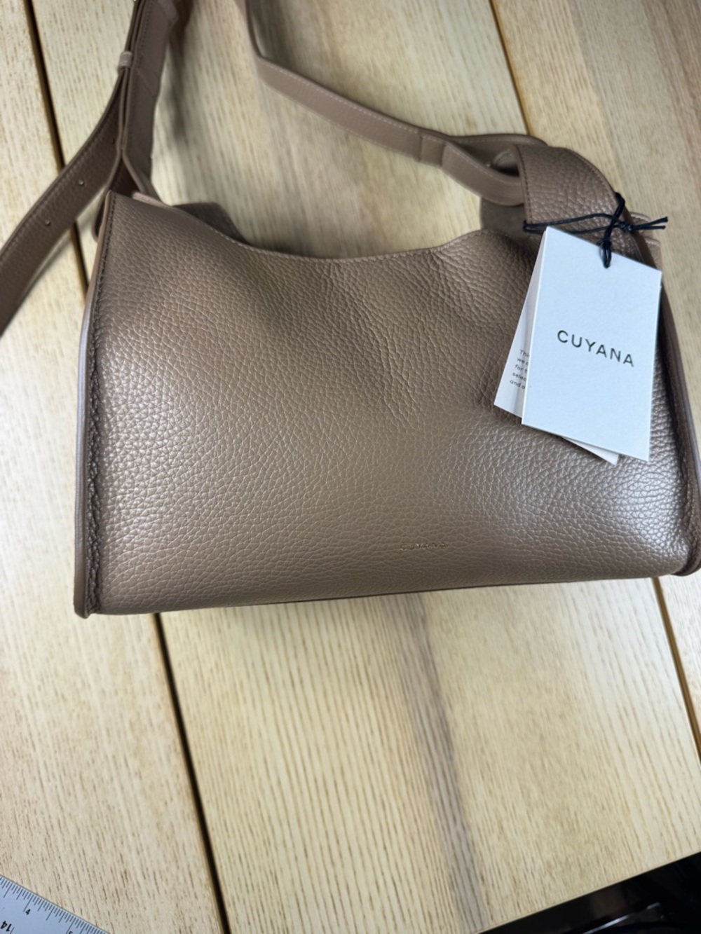 Cuyana Double Loop Cappuccino Pebbled Italian Leather Shoulder Bag Made in Italy - Picture 10 of 12